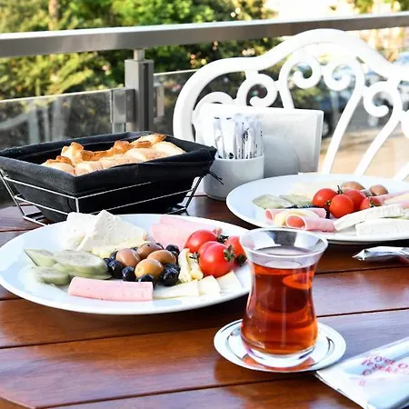 White House Otel 3*